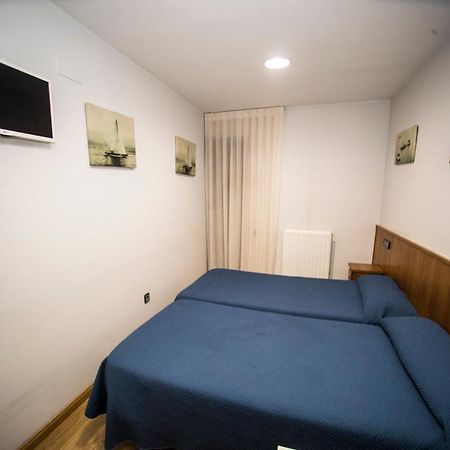 Hostal Caballeros Сорія Екстер'єр фото