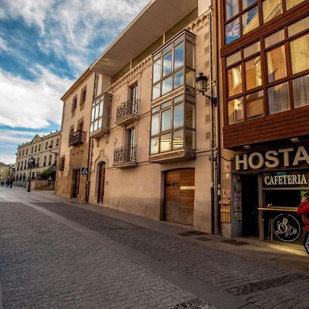 Hostal Caballeros Сорія Екстер'єр фото