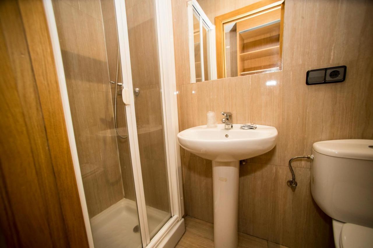 Hostal Caballeros Сорія Екстер'єр фото