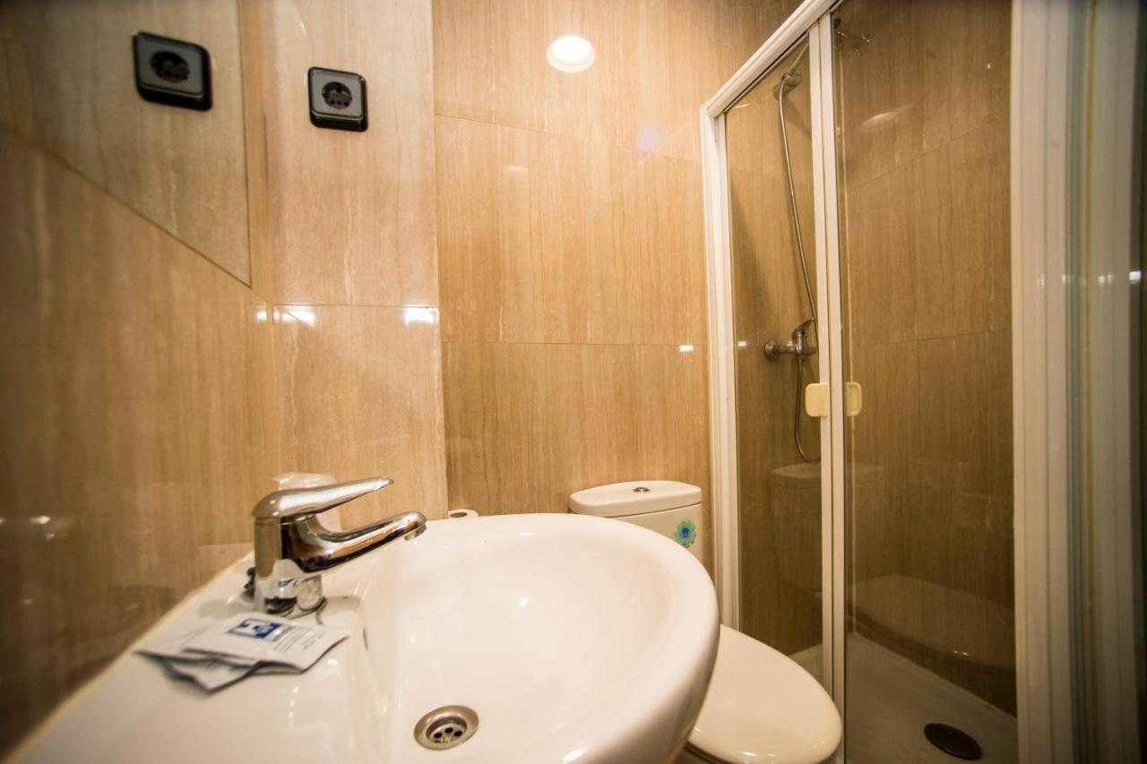 Hostal Caballeros Сорія Екстер'єр фото