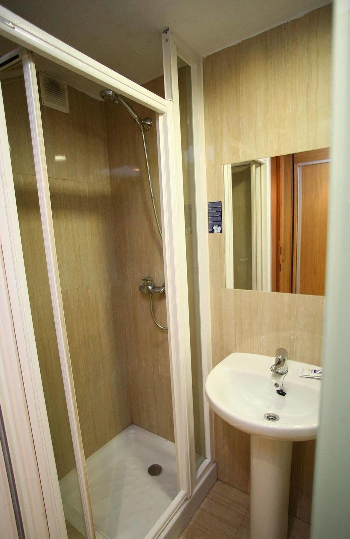 Hostal Caballeros Сорія Екстер'єр фото
